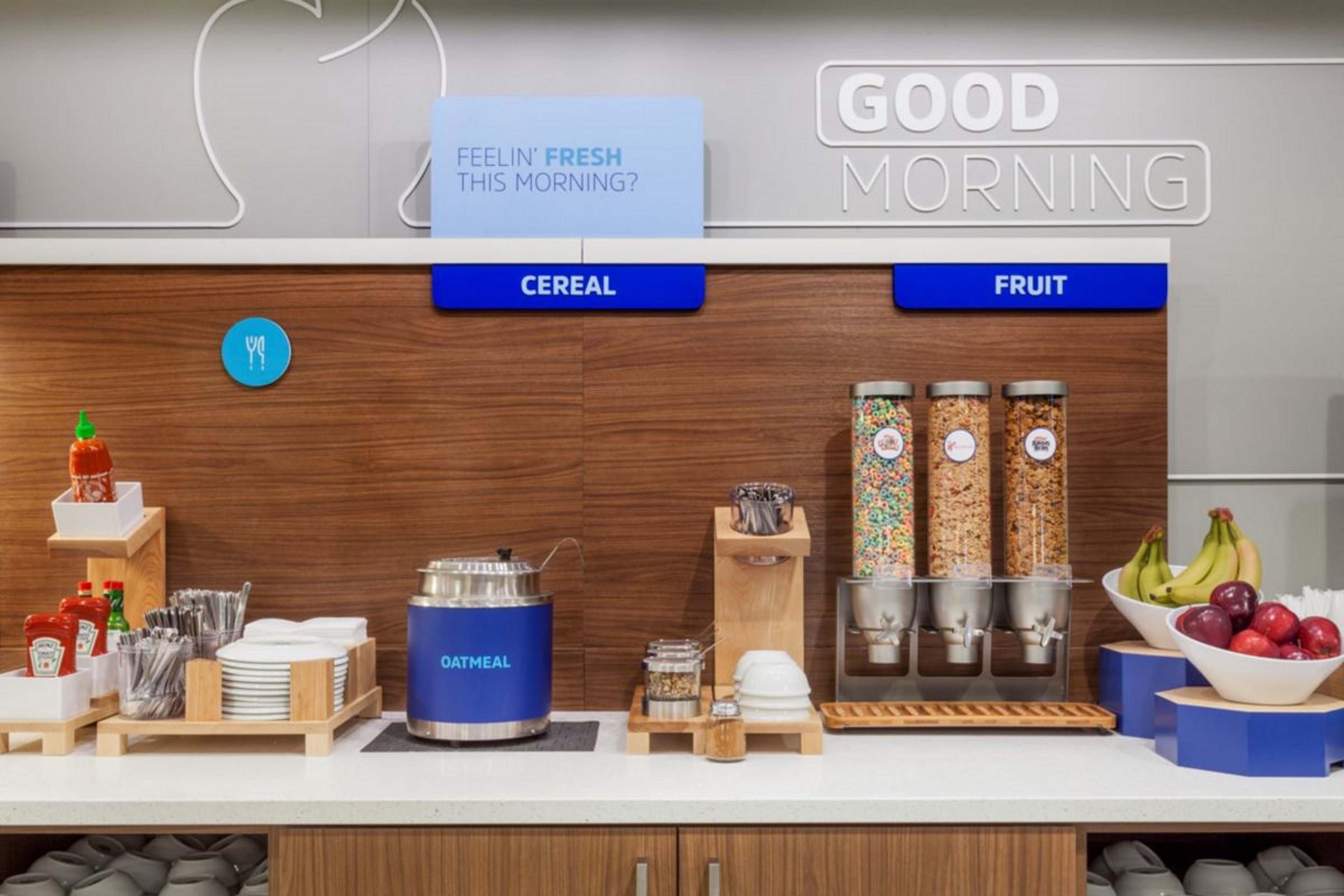 Holiday Inn Express Crestwood By Ihg Kültér fotó