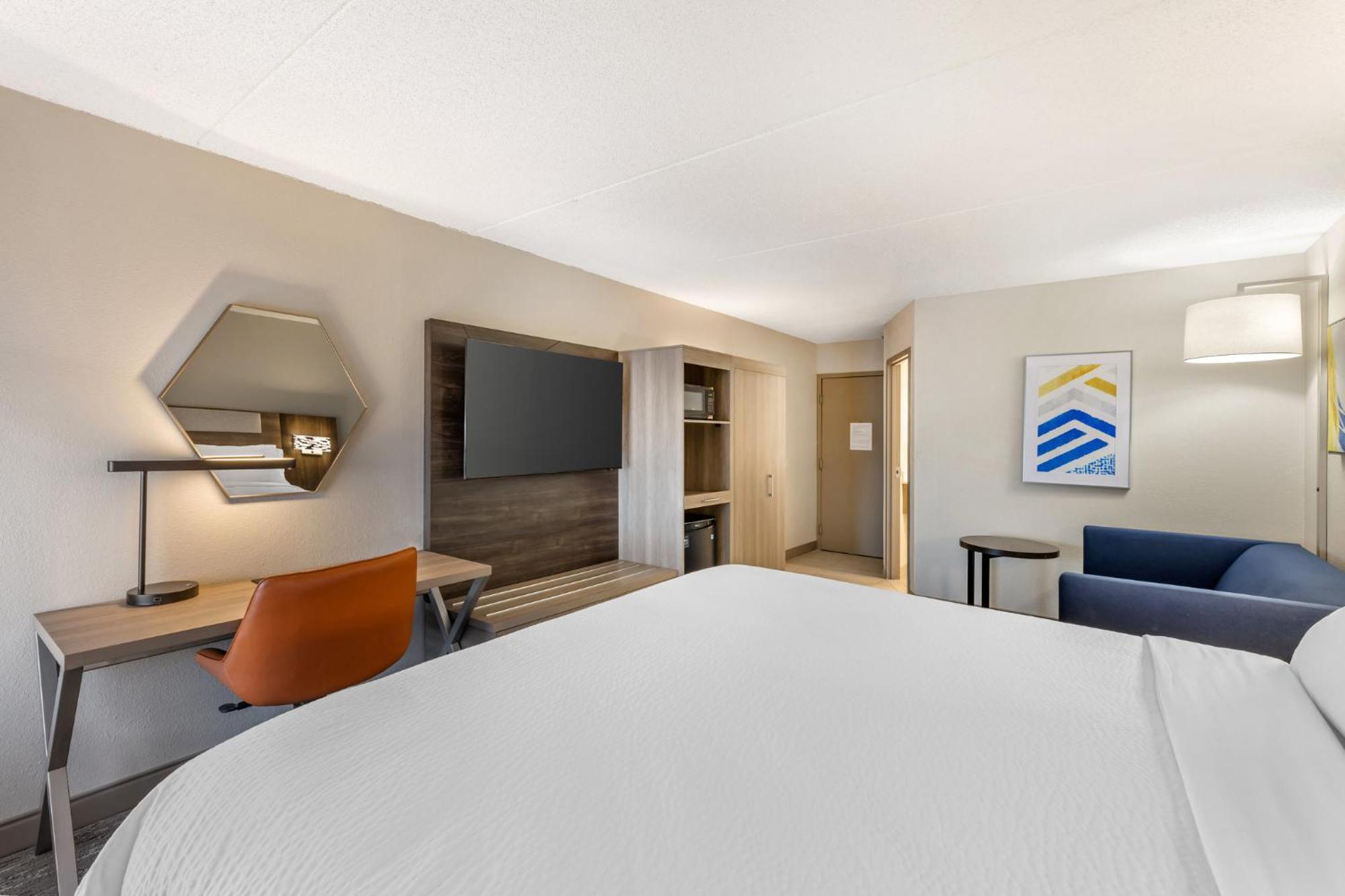 Holiday Inn Express Crestwood By Ihg Kültér fotó